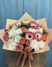 Букет цветов из:  Розы, Герберы и Хризантемы в Хвойной