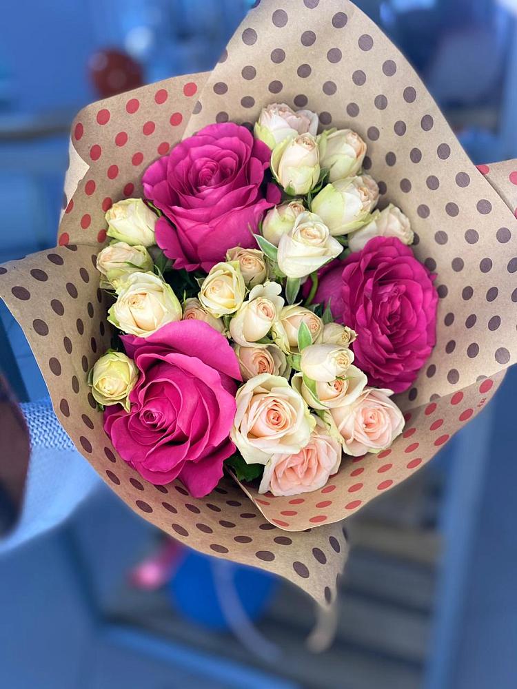 Букет цветов из: Розы в Хвойной