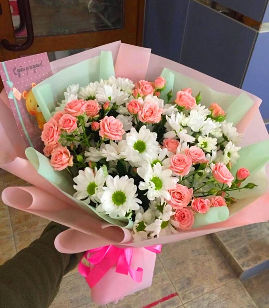 Букет цветов из: Розы и Хризантемы в Хвойной