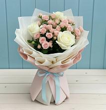 Букет цветов из:  Розы #REPLACE_PRED# Хвойной