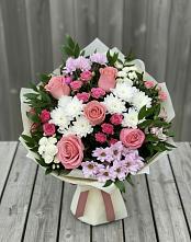 Букет цветов из:  Альстромерии, Гвоздики, Розы и Хризантемы в Хвойной