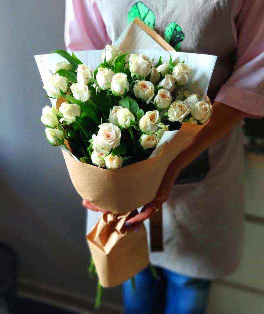 Букет цветов из: Розы в Хвойной