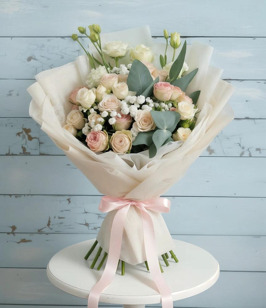 Букет цветов из: Розы и Лизиантусы в Хвойной