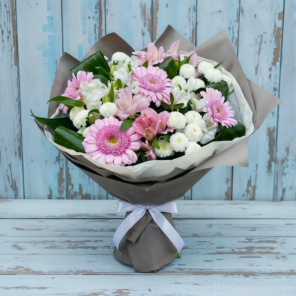 Букет цветов из: Герберы, Альстромерии и Хризантемы в Хвойной