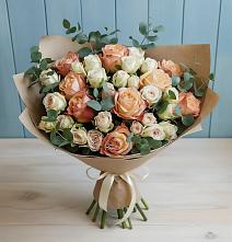 Букет цветов из:  Альстромерии и Розы #REPLACE_PRED# Хвойной